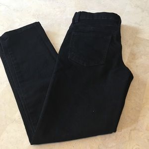 Black straight legged Skinny jeans / Juniors/NWOT